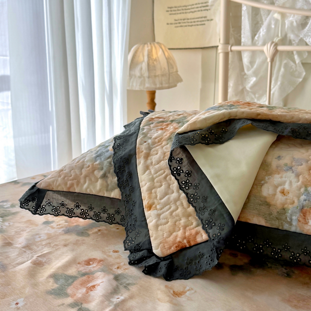 91家纺网 家纺一手货源 找家纺 百寐 2026吸汗防油全棉三层夹棉花边信封加大50*80枕套48*74/40*60枕芯 夹棉-锦绣