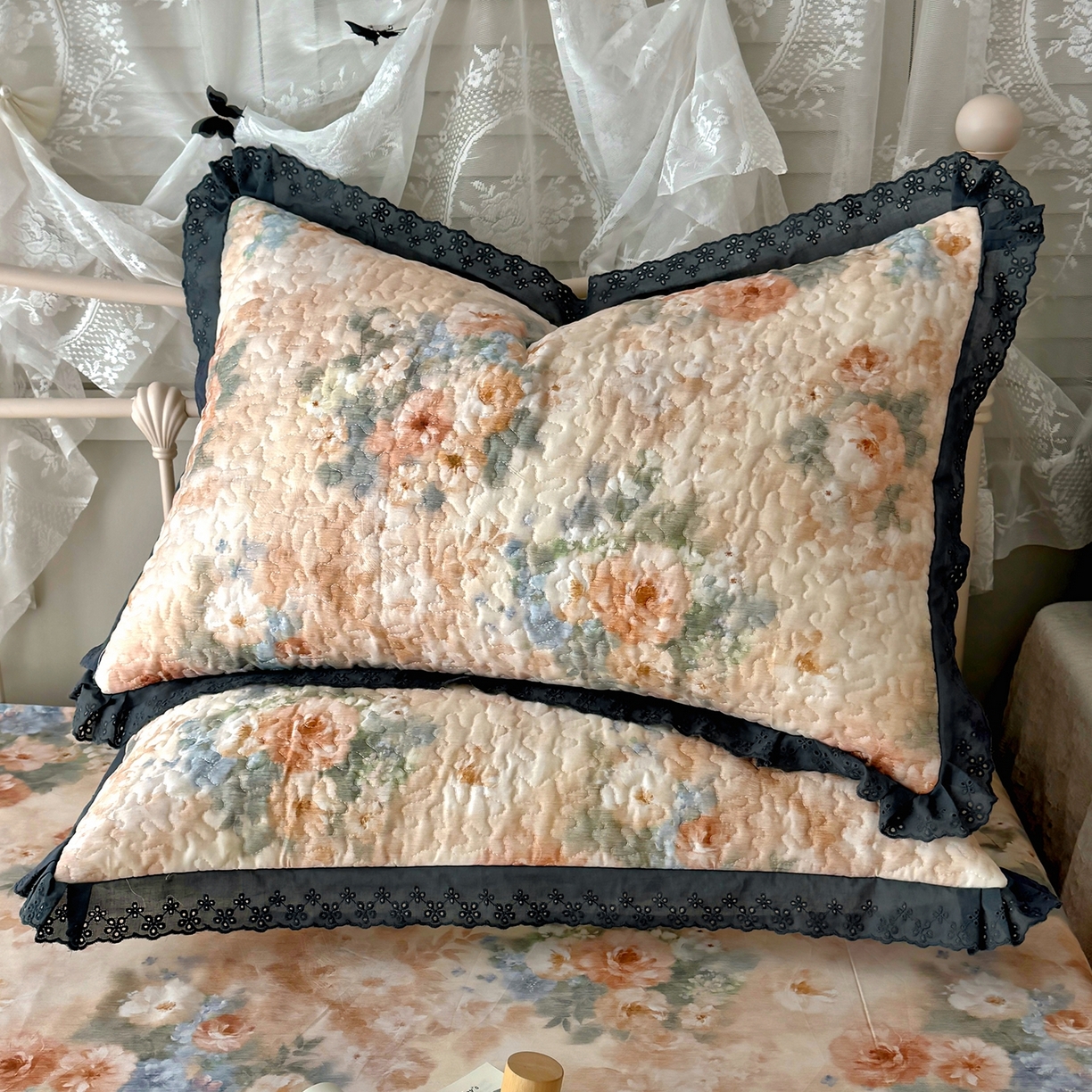 91家纺网 家纺一手货源 找家纺 百寐 2026吸汗防油全棉三层夹棉花边信封加大50*80枕套48*74/40*60枕芯 夹棉-锦绣