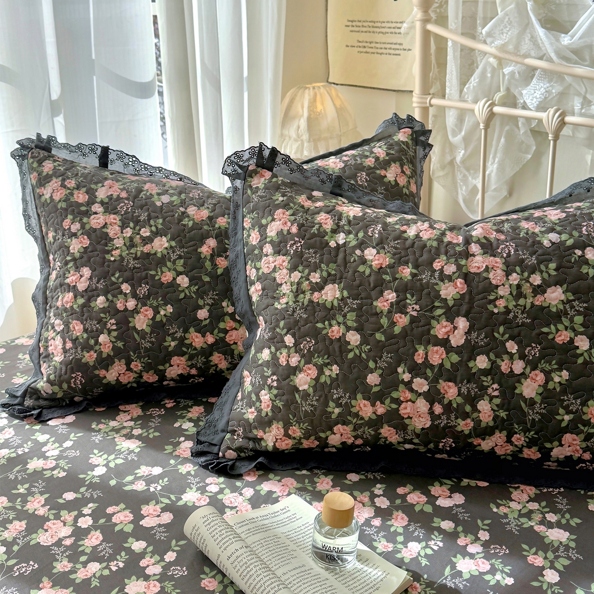 91家纺网 家纺一手货源 找家纺 百寐 2026吸汗防油全棉三层夹棉花边信封加大50*80枕套48*74/40*60枕芯 夹棉-墨池玫瑰