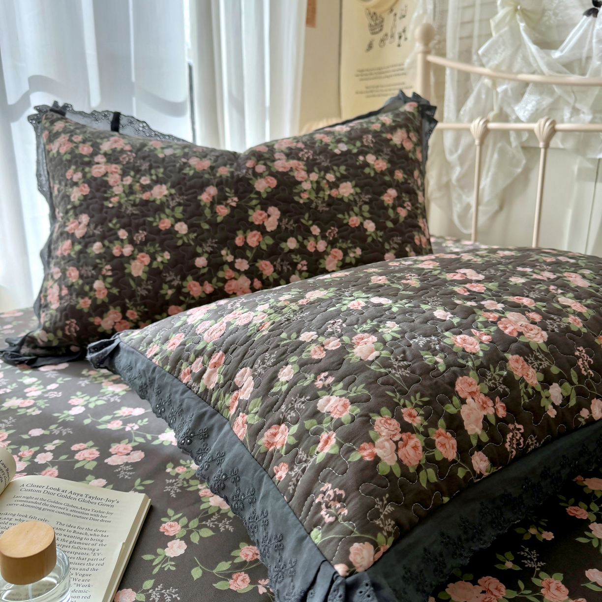 91家纺网 家纺一手货源 找家纺 百寐 2026吸汗防油全棉三层夹棉花边信封加大50*80枕套48*74/40*60枕芯 夹棉-墨池玫瑰