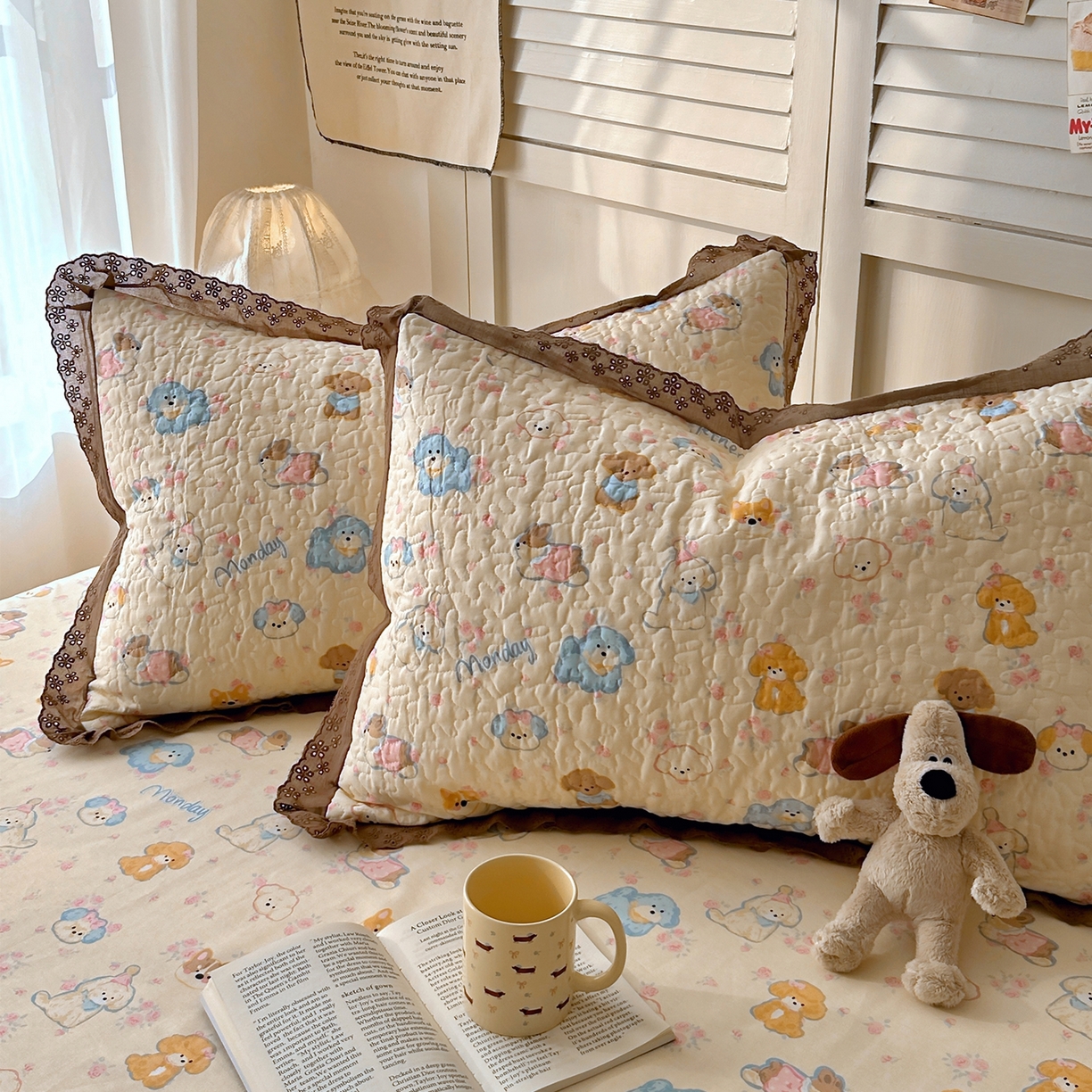 91家纺网 家纺一手货源 找家纺 百寐 2026吸汗防油全棉三层夹棉花边信封加大50*80枕套48*74/40*60枕芯 夹棉-泡芙狗