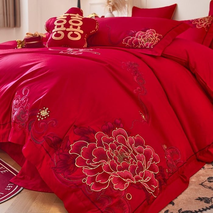 91家纺网 家纺一手货源 找家纺 甜咪咪婚庆 2026春夏新款全棉纯棉绣花结婚婚庆四件套多件套床单床盖款 锦绣芳华红