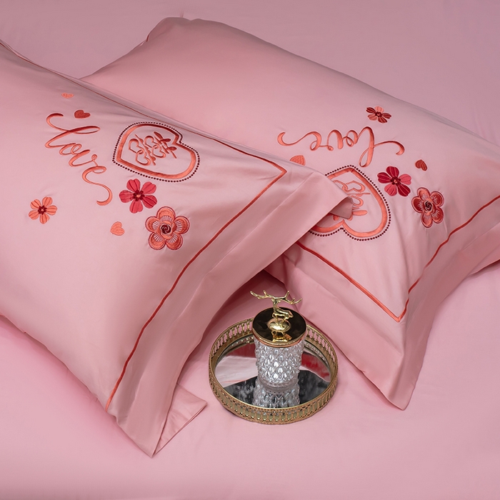 91家纺网 家纺一手货源 找家纺 甜咪咪婚庆 2026春夏新款全棉纯棉绣花结婚婚庆四件套多件套床单床盖款 欢天喜地玉