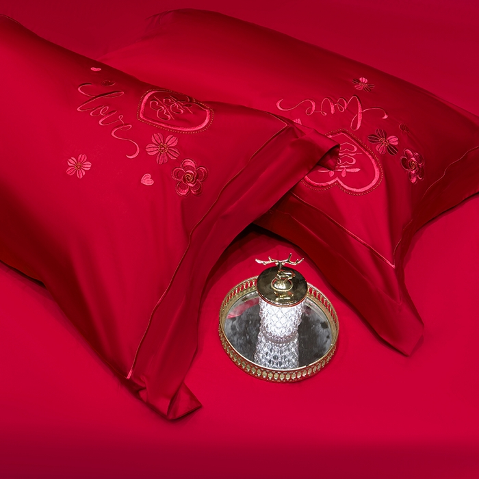 91家纺网 家纺一手货源 找家纺 甜咪咪婚庆 2026春夏新款全棉纯棉绣花结婚婚庆四件套多件套床单床盖款 欢天喜地红