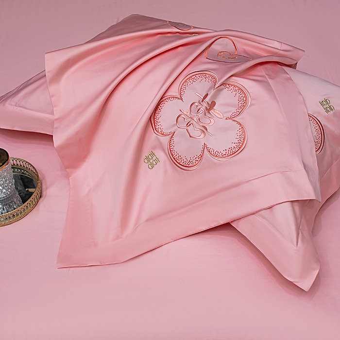 91家纺网 家纺一手货源 找家纺 甜咪咪婚庆 2026春夏新款全棉纯棉绣花结婚婚庆四件套多件套床单床盖款 锦绣花园玉