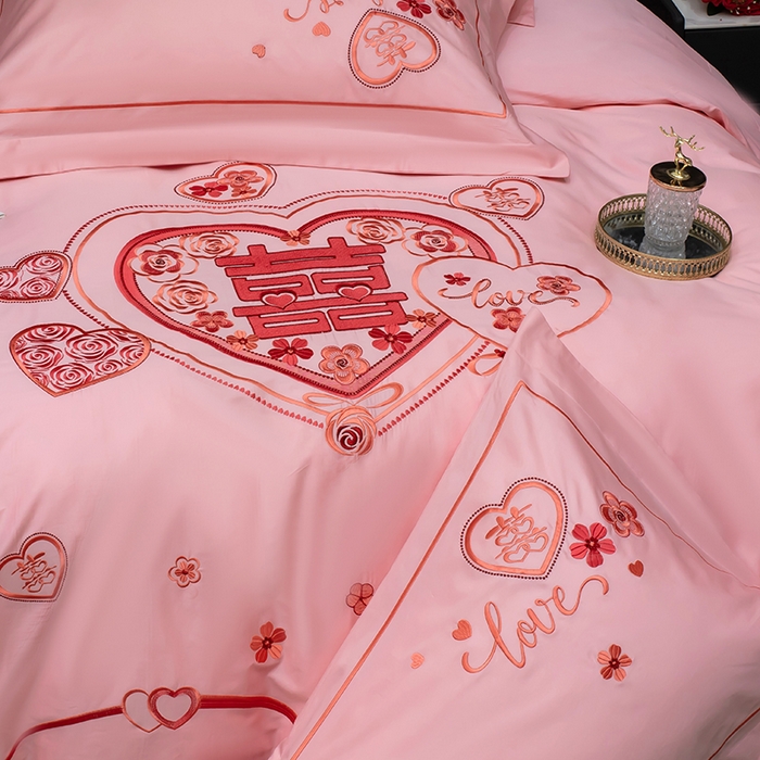 91家纺网 家纺一手货源 找家纺 甜咪咪婚庆 2026春夏新款全棉纯棉绣花结婚婚庆四件套多件套床单床盖款 欢天喜地玉