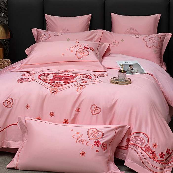 91家纺网 家纺一手货源 找家纺 甜咪咪婚庆 2026春夏新款全棉纯棉绣花结婚婚庆四件套多件套床单床盖款 欢天喜地玉