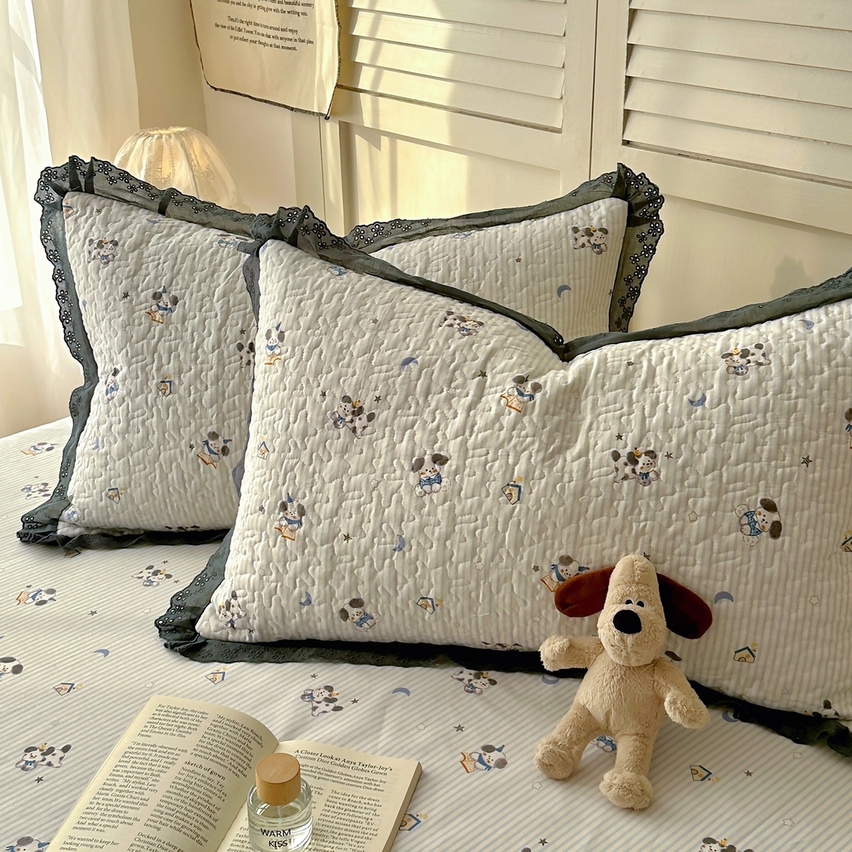 91家纺网 家纺一手货源 找家纺 百寐 2026吸汗防油全棉三层夹棉花边信封加大50*80枕套48*74/40*60枕芯 夹棉-月亮狗