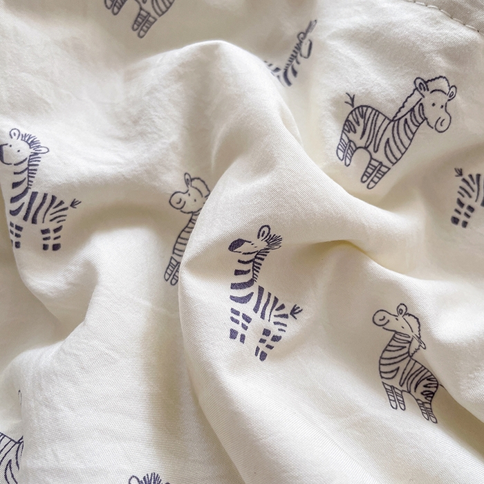 91家纺网 家纺一手货源 找家纺 艺慕家纺 2026新款直播热款古法仿棉AB版水洗棉印花双层蕾丝花边床盖四件套 AB版-斑马乐园