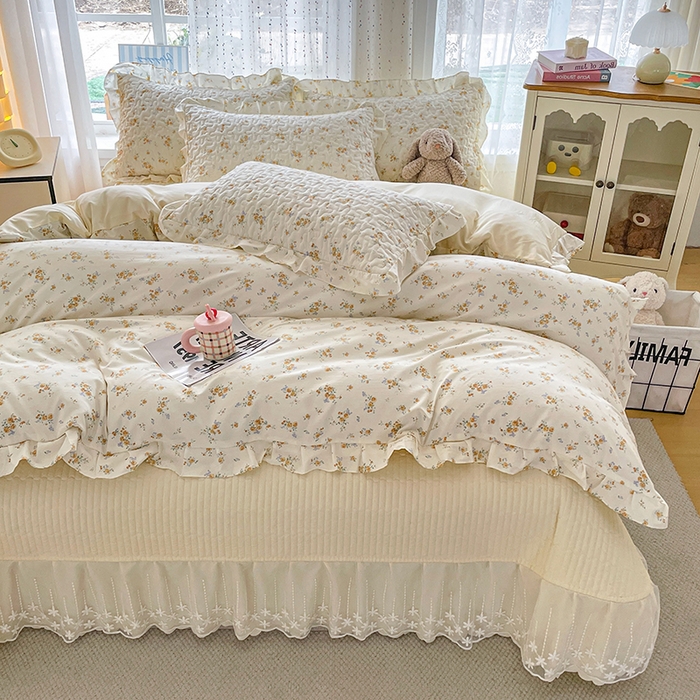 91家纺网 家纺一手货源 找家纺 艺慕家纺 2026新款直播热款古法仿棉AB版水洗棉印花双层蕾丝花边床盖四件套 AB版-春日花语