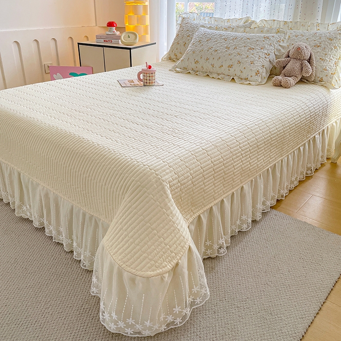 91家纺网 家纺一手货源 找家纺 艺慕家纺 2026新款直播热款古法仿棉AB版水洗棉印花双层蕾丝花边床盖四件套 AB版-春日花语