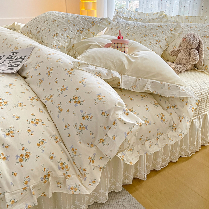 91家纺网 家纺一手货源 找家纺 艺慕家纺 2026新款直播热款古法仿棉AB版水洗棉印花双层蕾丝花边床盖四件套 AB版-春日花语