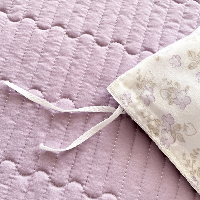 91家纺网 家纺一手货源 找家纺 艺慕家纺 2026新款直播热款古法仿棉AB版水洗棉印花双层蕾丝花边床盖四件套 AB版-丁香花