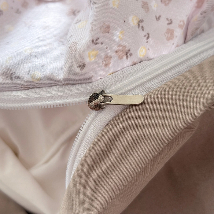 91家纺网 家纺一手货源 找家纺 艺慕家纺 2026新款直播热款古法仿棉AB版水洗棉印花双层蕾丝花边床盖四件套 AB版-丁香小兔