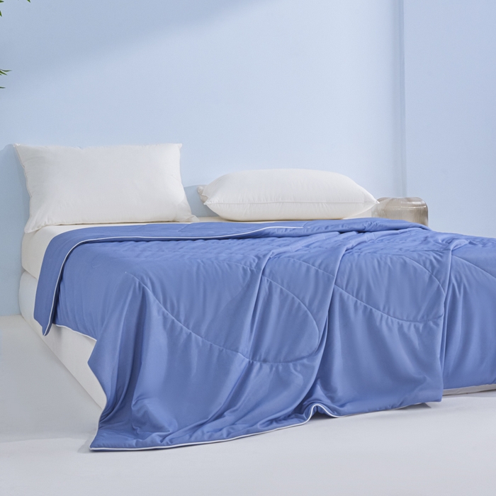 91家纺网 家纺一手货源 找家纺 库里梦家纺 2026春夏新款网红直播爆款A类锦氨深海水藻凉感被夏凉被空调被 青蓝