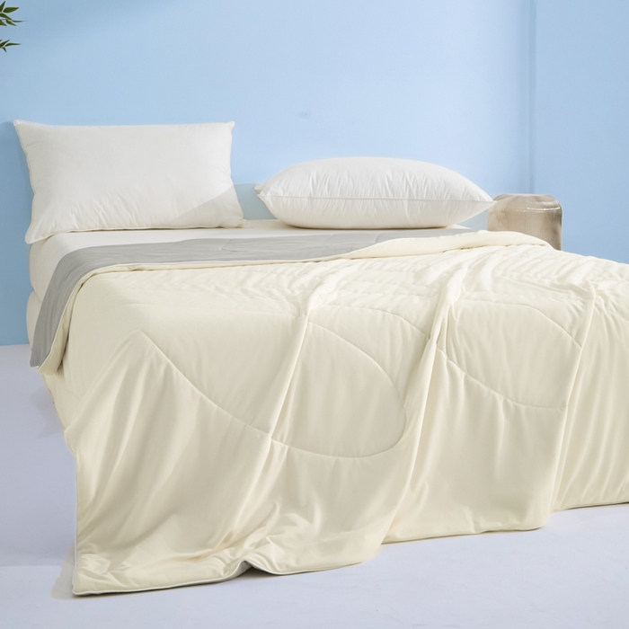 91家纺网 家纺一手货源 找家纺 库里梦家纺 2026春夏新款网红直播爆款A类锦氨深海水藻凉感被夏凉被空调被 奶油黄-灰