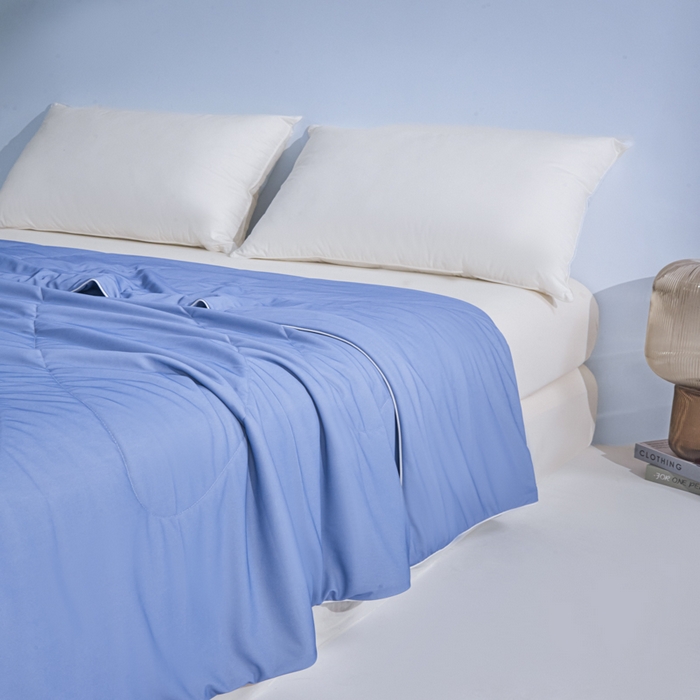 91家纺网 家纺一手货源 找家纺 库里梦家纺 2026春夏新款网红直播爆款A类锦氨深海水藻凉感被夏凉被空调被 青蓝