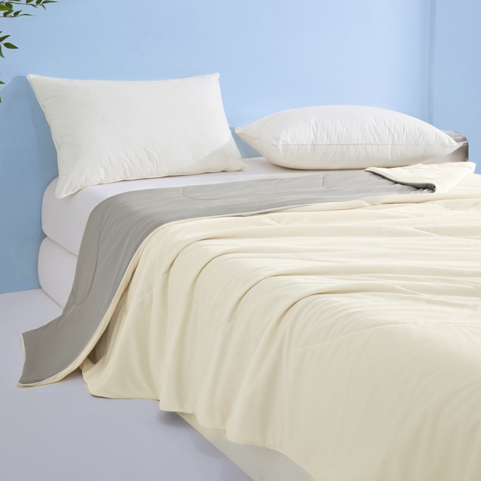 91家纺网 家纺一手货源 找家纺 库里梦家纺 2026春夏新款网红直播爆款A类锦氨深海水藻凉感被夏凉被空调被 奶油黄-灰