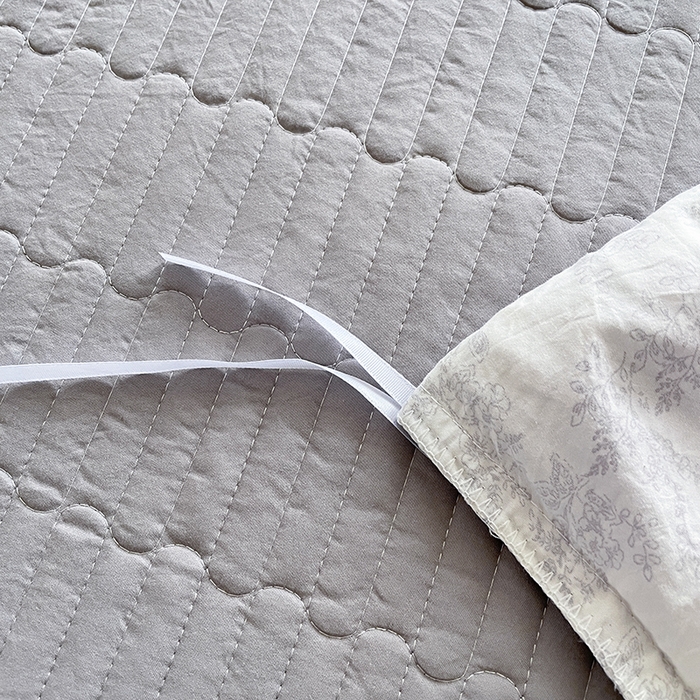 91家纺网 家纺一手货源 找家纺 艺慕家纺 2026新款直播热款古法仿棉AB版水洗棉印花双层蕾丝花边床盖四件套 AB版-素影