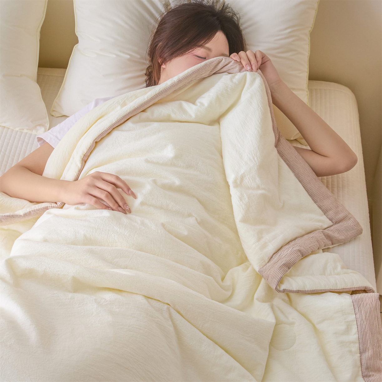 91家纺网 家纺一手货源 找家纺 创优家纺 2026新款无印风21%大豆夏凉被大豆纤维手包边款夏凉被夏被空调被子被芯 良品-米白