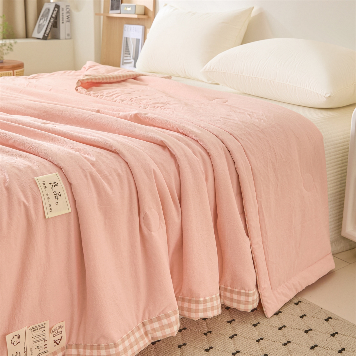 91家纺网 家纺一手货源 找家纺 创优家纺 2026新款无印风21%大豆夏凉被大豆纤维手包边款夏凉被夏被空调被子被芯 良品-粉色