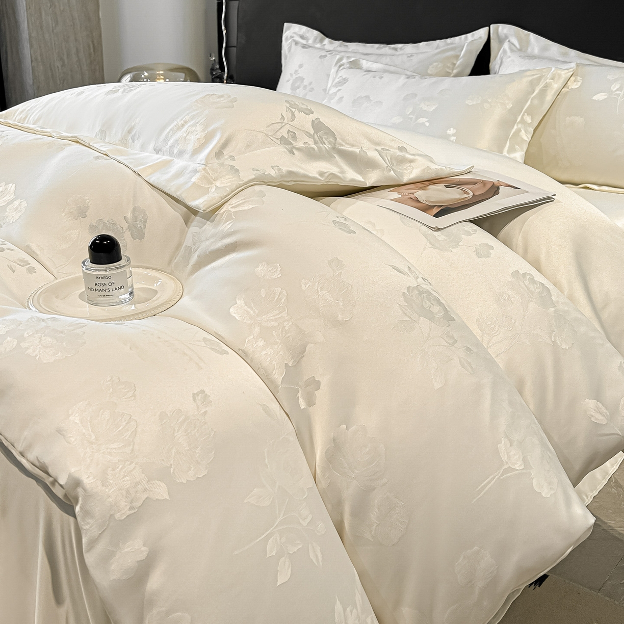 金阳光家纺 2026新款A类简奢款水洗真丝天丝亮丝提花四件套 花语-白