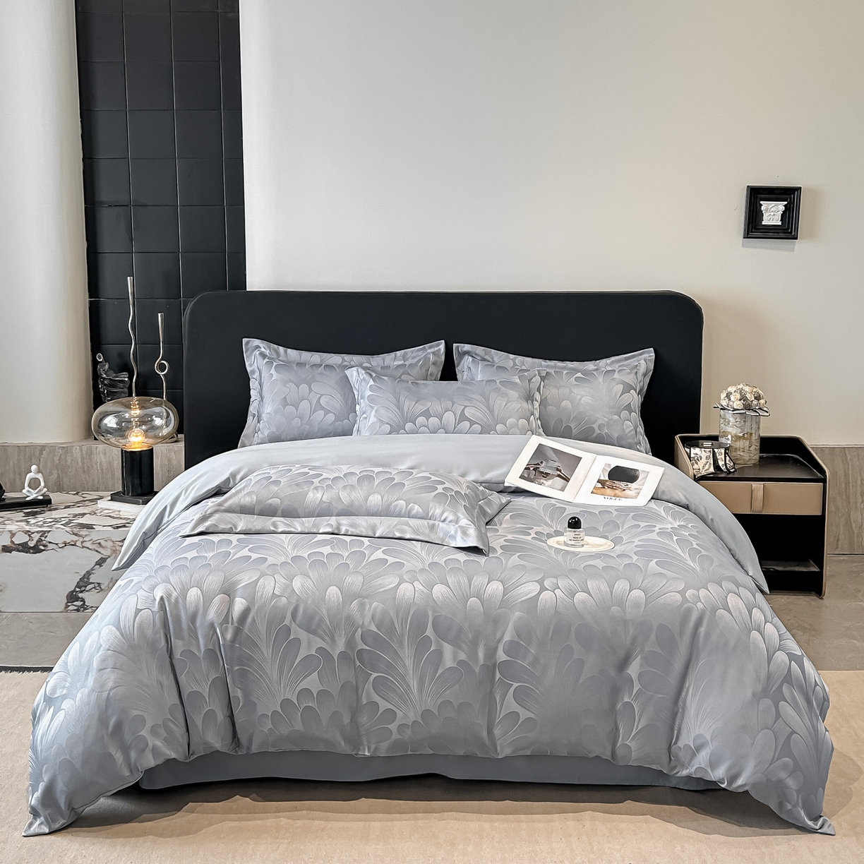 91家纺网 家纺一手货源 找家纺 金阳光家纺 2026新款A类简奢款水洗真丝天丝亮丝提花四件套 一叶深情-灰