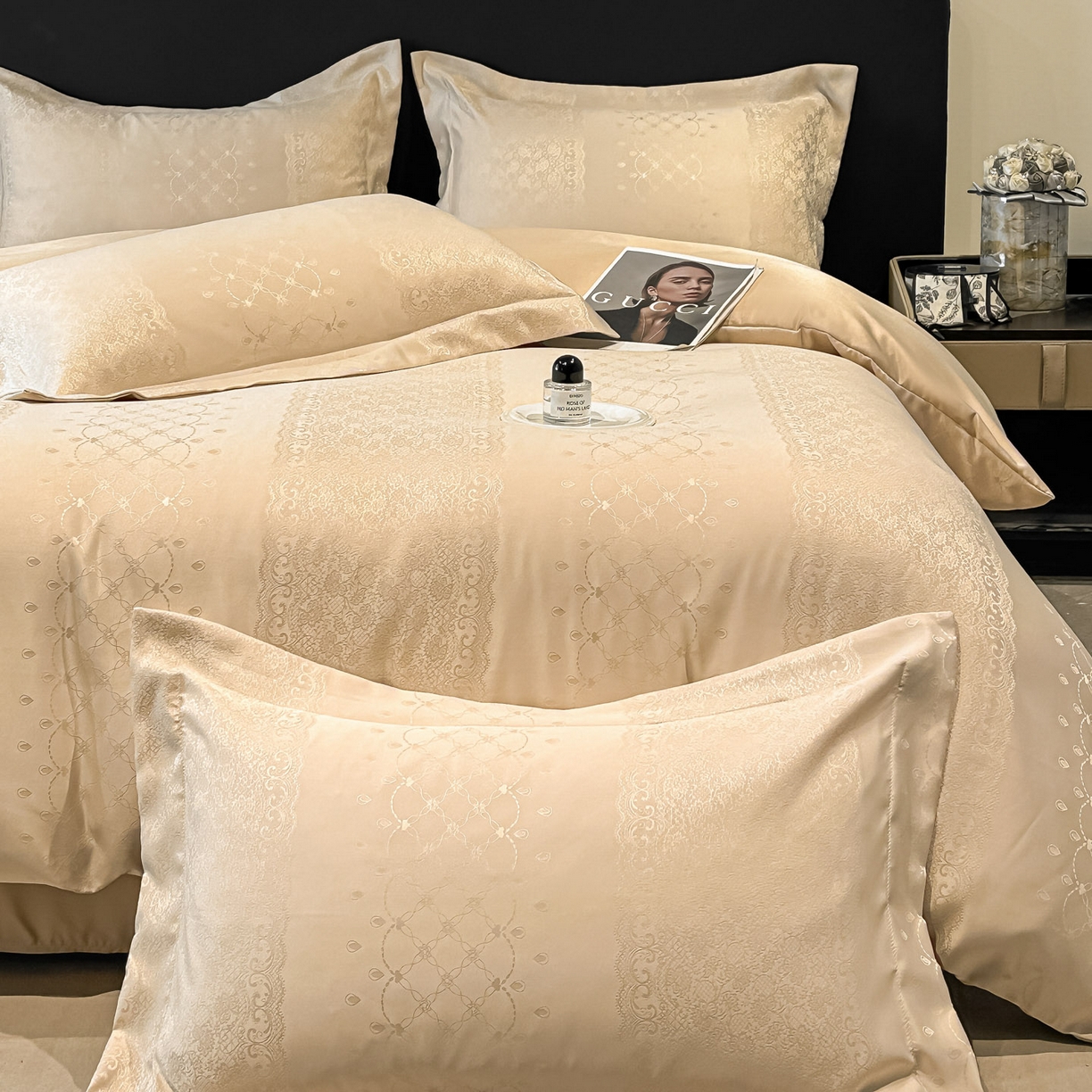 91家纺网 家纺一手货源 找家纺 金阳光家纺 2026新款A类简奢款水洗真丝天丝亮丝提花四件套 浮生若梦-香槟