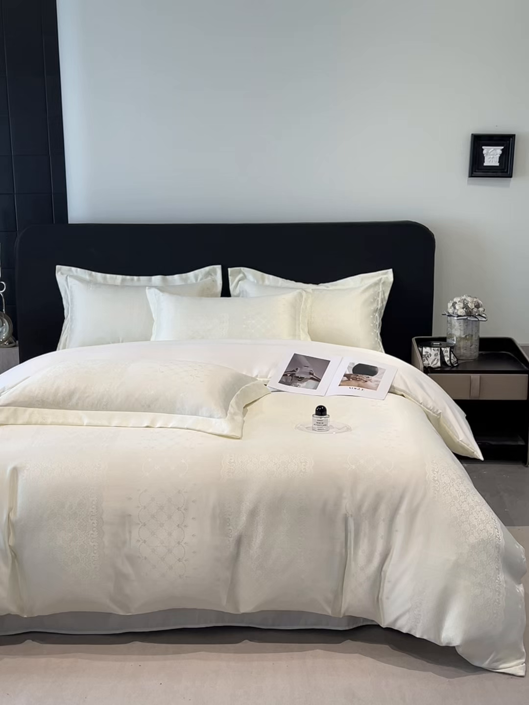 91家纺网 家纺一手货源 找家纺 金阳光家纺 2026新款A类简奢款水洗真丝天丝亮丝提花四件套 浮生若梦-米白