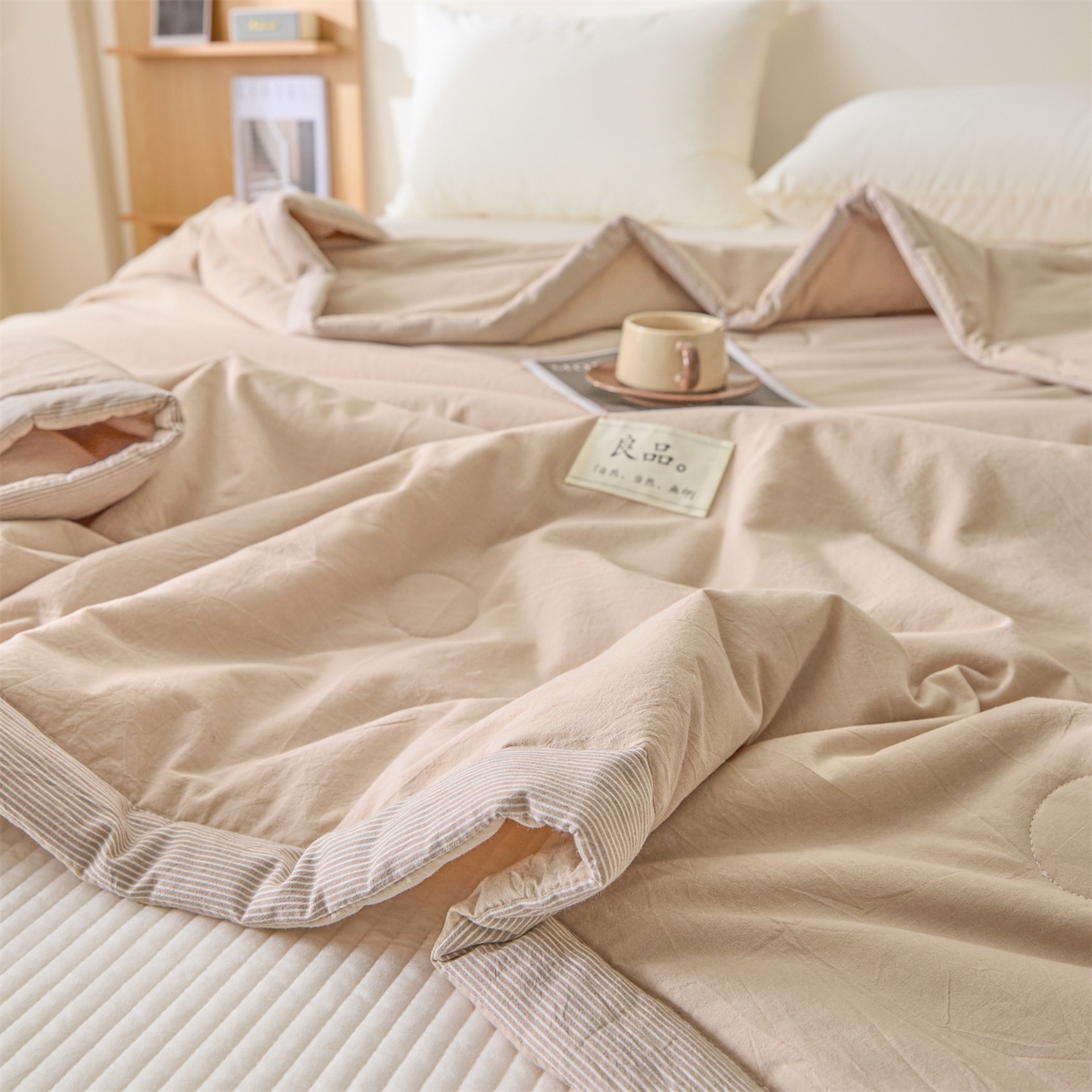 91家纺网 家纺一手货源 找家纺 创优家纺 2026新款无印风21%大豆夏凉被大豆纤维手包边款夏凉被夏被空调被子被芯 良品-卡其