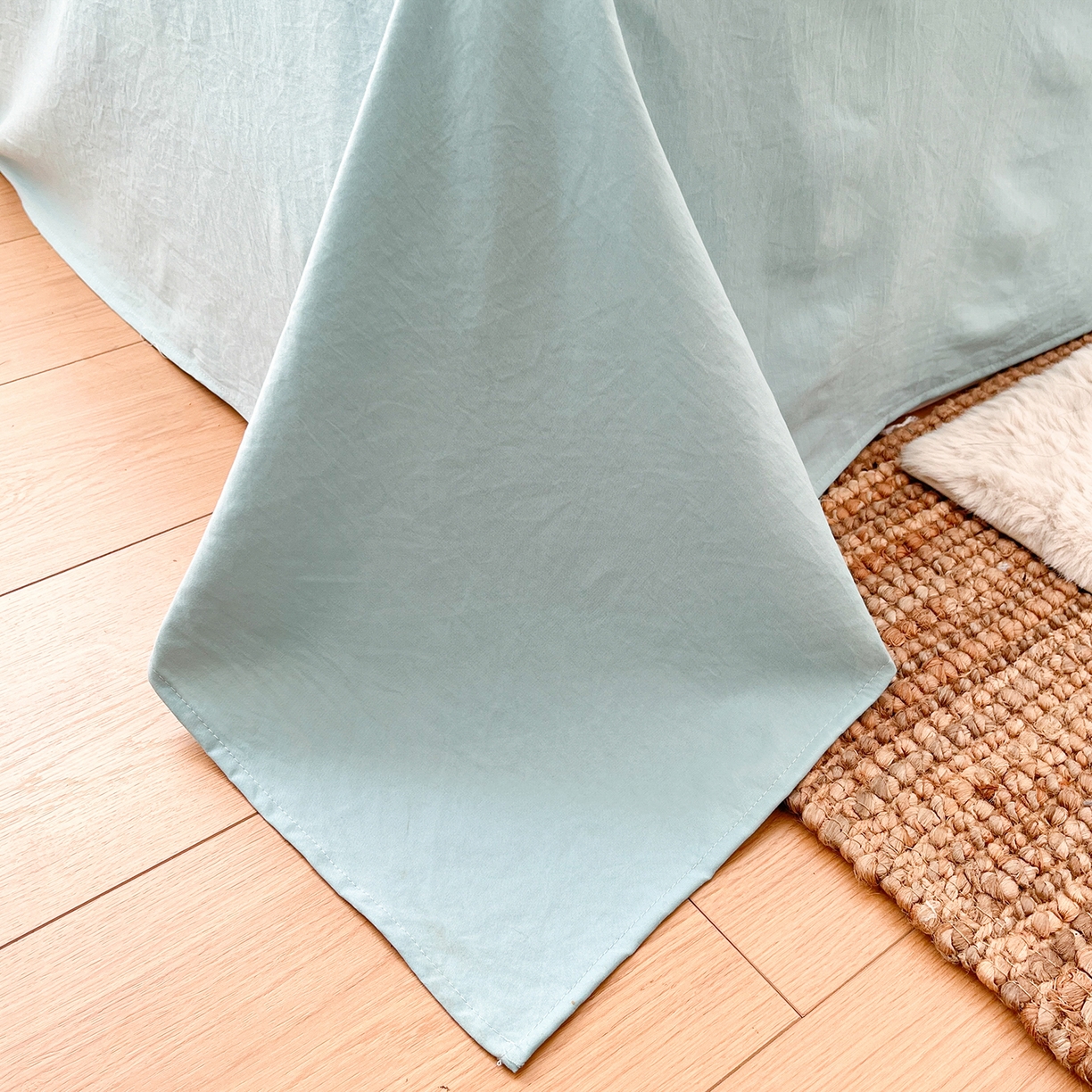 91家纺网 家纺一手货源 找家纺 金阳光家纺 2026新款古法水洗仿棉毛球款四件套 毛球-薄荷绿蝴蝶结