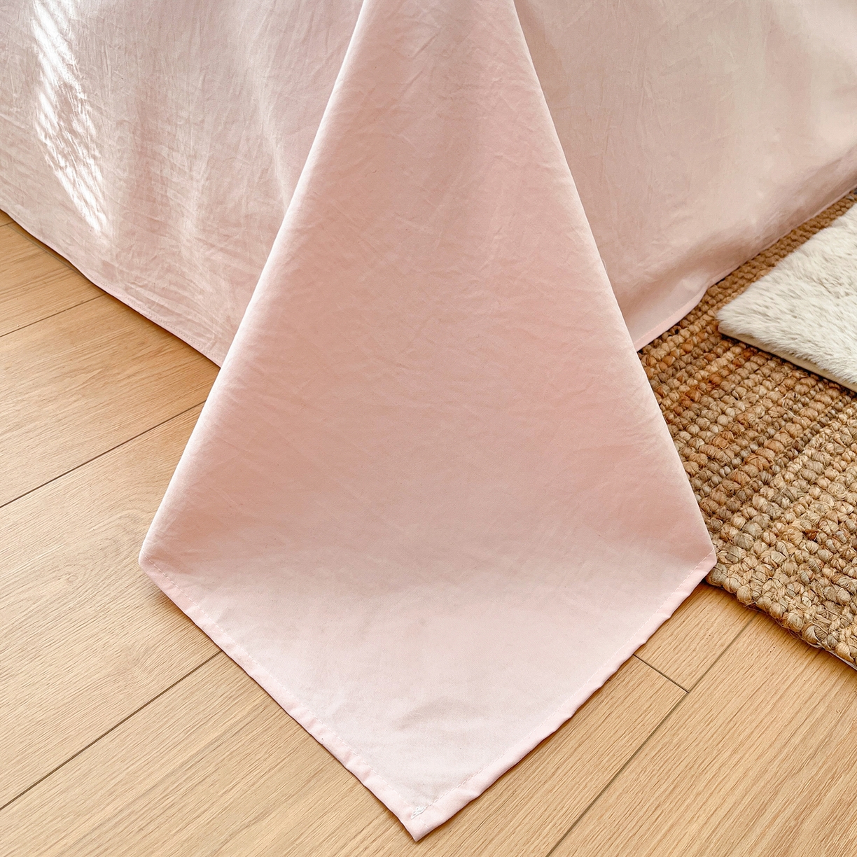 91家纺网 家纺一手货源 找家纺 金阳光家纺 2026新款古法水洗仿棉毛球款四件套 毛球-粉色蝴蝶结