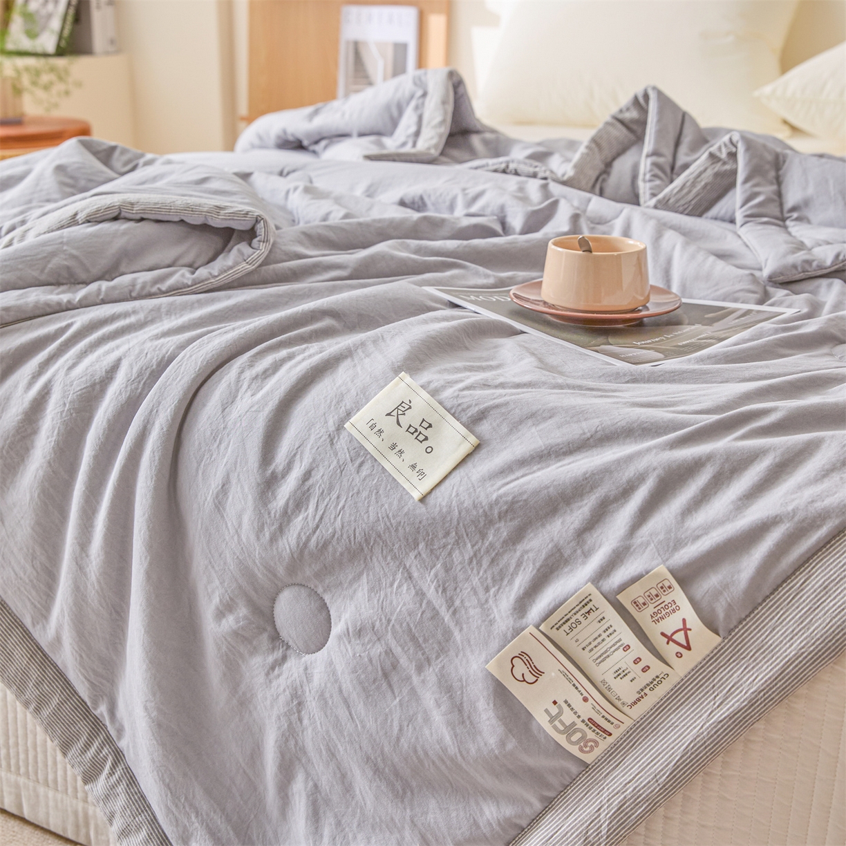 91家纺网 家纺一手货源 找家纺 创优家纺 2026新款无印风21%大豆夏凉被大豆纤维手包边款夏凉被夏被空调被子被芯 良品-浅灰