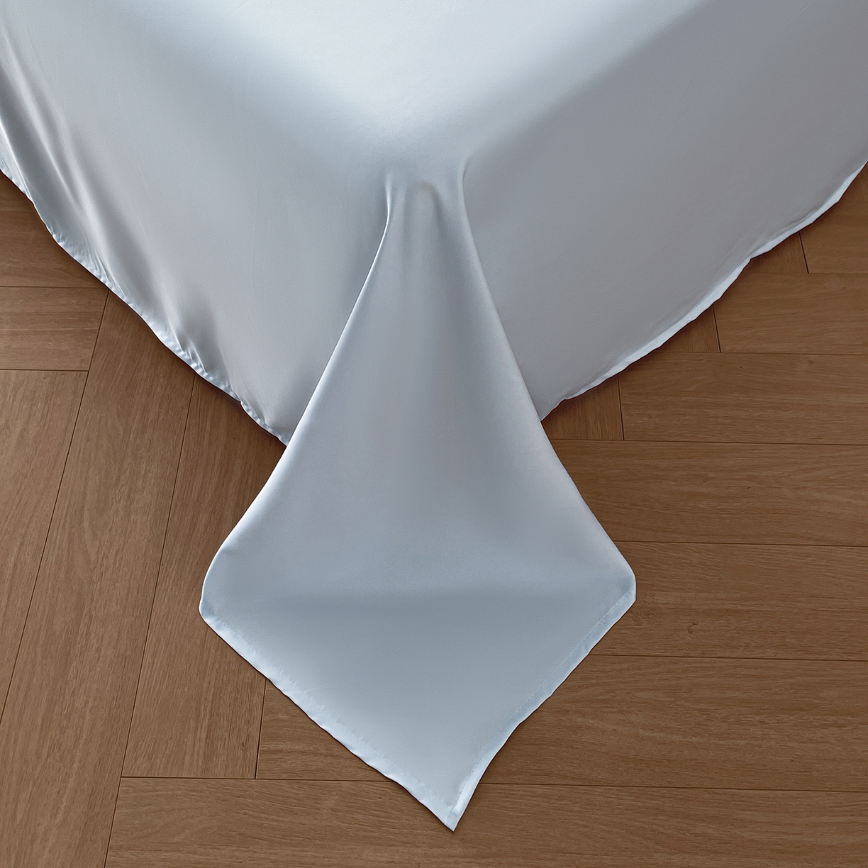 91家纺网 家纺一手货源 找家纺 金阳光家纺 2026新款立体浮雕双层花边水洗真丝四件套 蝴蝶-蓝