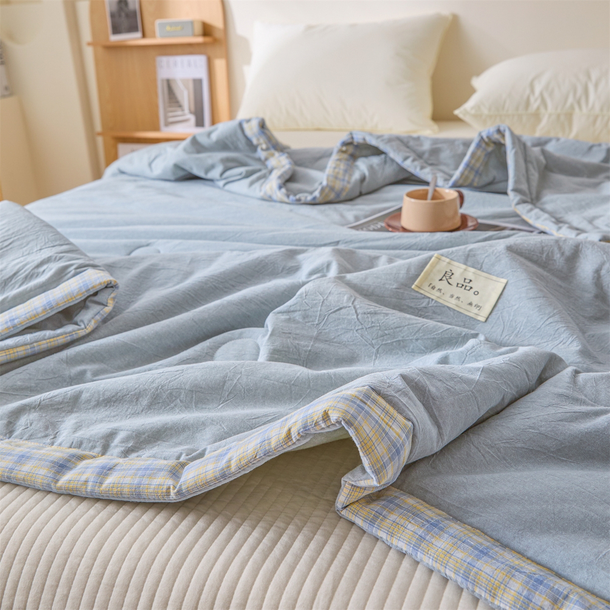 91家纺网 家纺一手货源 找家纺 创优家纺 2026新款无印风21%大豆夏凉被大豆纤维手包边款夏凉被夏被空调被子被芯 良品-青年蓝