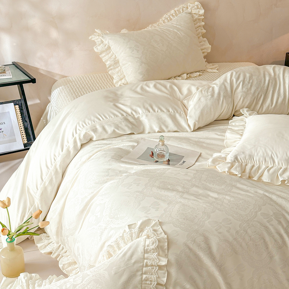 91家纺网 家纺一手货源 找家纺 （总）金阳光家纺 2026春夏新款A类花边蕾丝款水洗真丝天丝床盖款床单款提花四件套