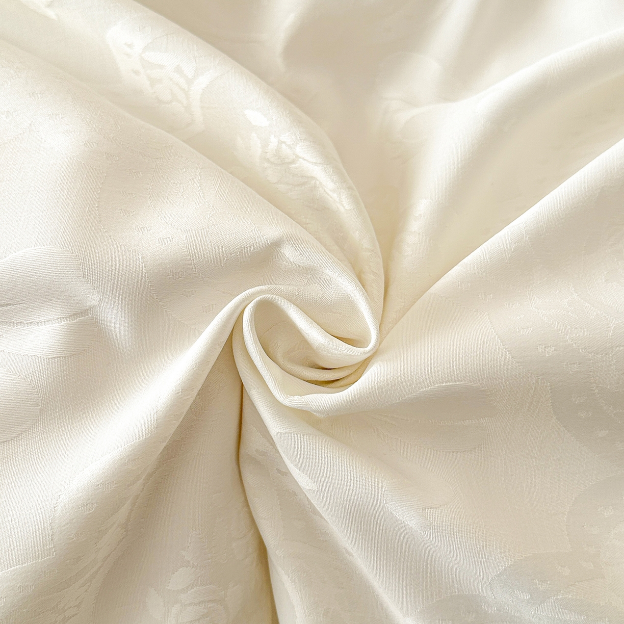 91家纺网 家纺一手货源 找家纺 （总）金阳光家纺 2026春夏新款A类花边蕾丝款水洗真丝天丝床盖款床单款提花四件套