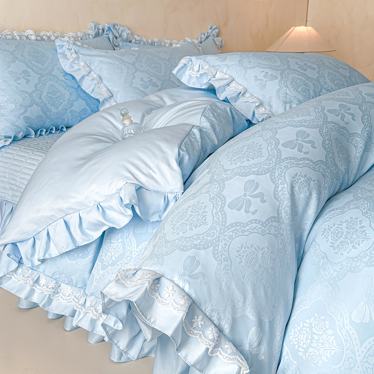 金阳光家纺 2026春夏新款A类花边蕾丝款水洗真丝天丝床盖款床单款提花四件套 秘密花园-蓝