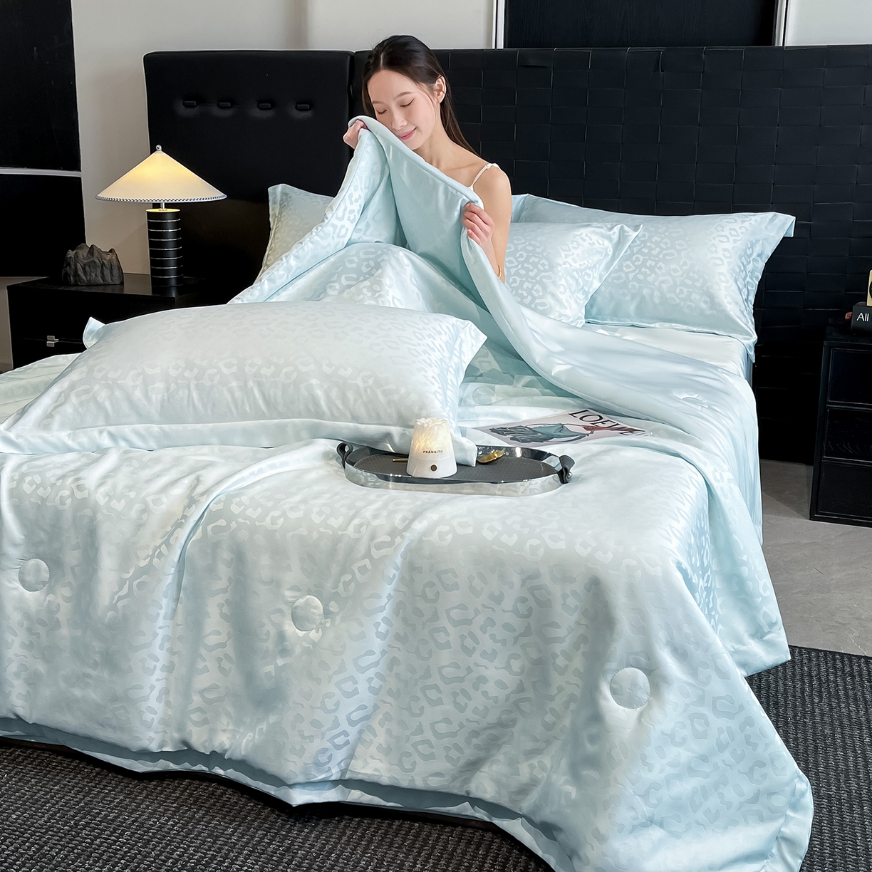 91家纺网 家纺一手货源 找家纺 金阳光家纺 2026新款A类水洗真丝天丝提花高奢豹纹系列夏被夏凉被空调被夏被四件套 豹纹-梦幻绿