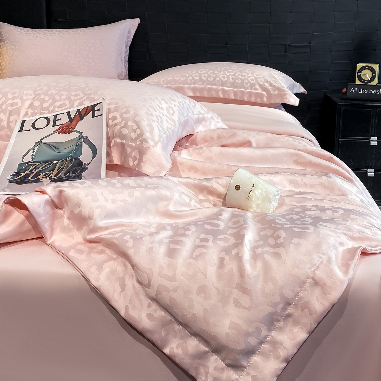 91家纺网 家纺一手货源 找家纺 金阳光家纺 2026新款A类水洗真丝天丝提花高奢豹纹系列夏被夏凉被空调被夏被四件套 豹纹-粉