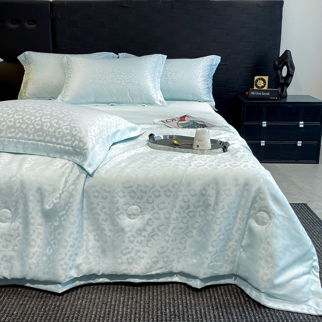 91家纺网 家纺一手货源 找家纺 金阳光家纺 2026新款A类水洗真丝天丝提花高奢豹纹系列夏被夏凉被空调被夏被四件套 豹纹-梦幻绿