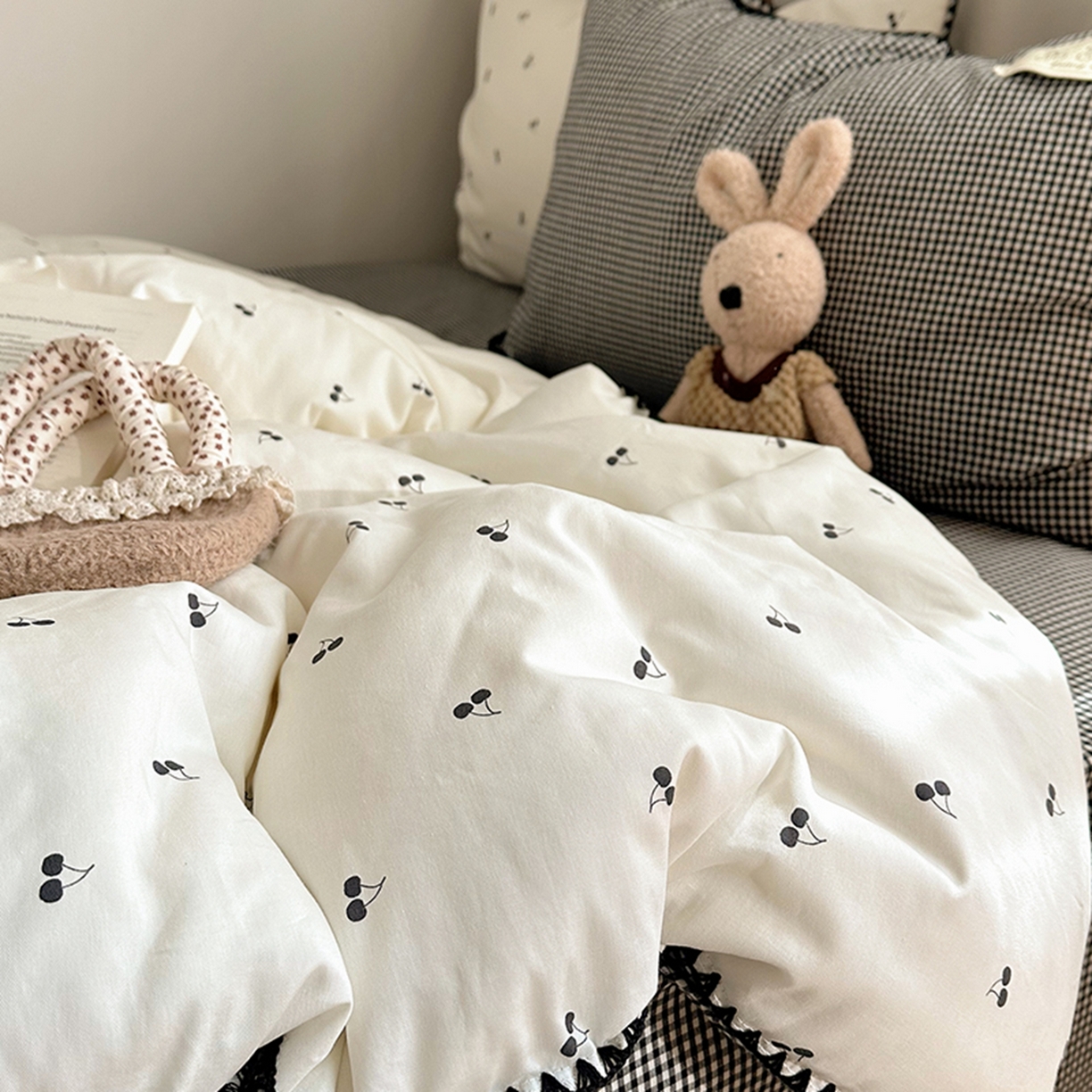 91家纺网 家纺一手货源 找家纺 （总）桃子家居 2026新款小清新A类全棉纯棉水洗棉色织混搭四件套甜心樱桃