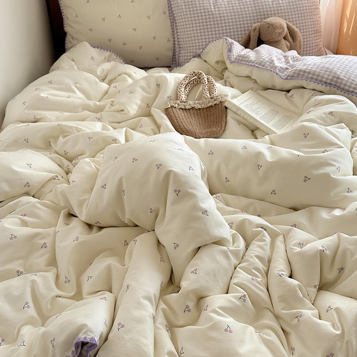 91家纺网 家纺一手货源 找家纺 桃子家居 2026新款小清新A类全棉纯棉水洗棉色织混搭四件套甜心樱桃 棉三角针-甜心樱桃紫