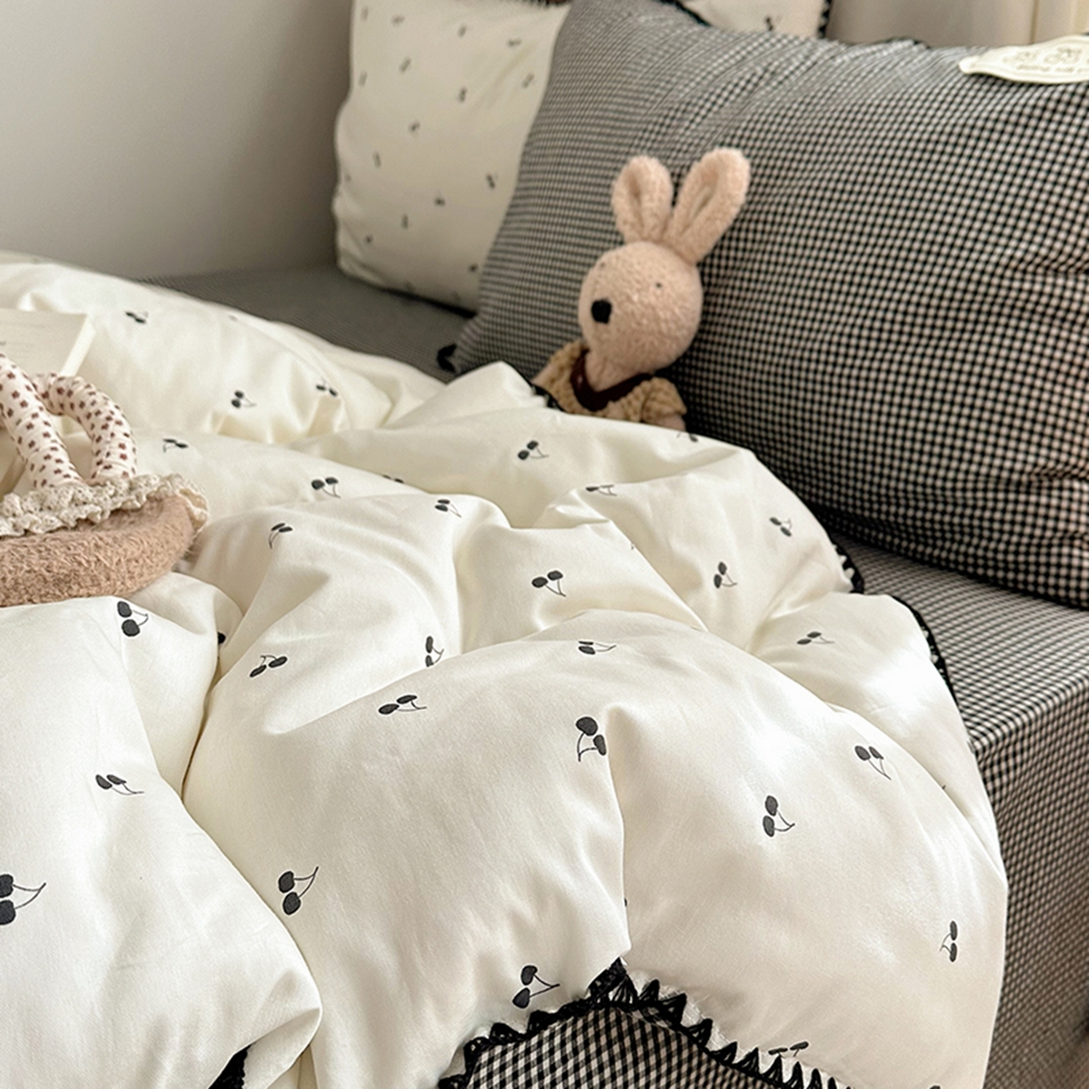 91家纺网 家纺一手货源 找家纺 （总）桃子家居 2026新款小清新A类全棉纯棉水洗棉色织混搭四件套甜心樱桃