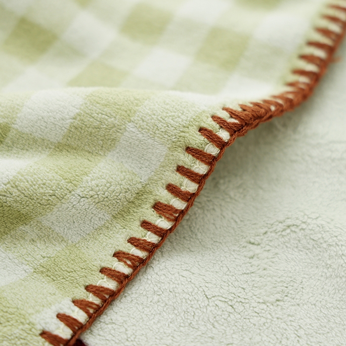 91家纺网 家纺一手货源 找家纺 朴尔家纺-毛巾被 2026新款毛巾绣勾边小格快乐鸭AB版珊瑚绒速吸速干毛巾 格子快乐鸭 格子快乐鸭-青绿毛巾35x75cm毛巾