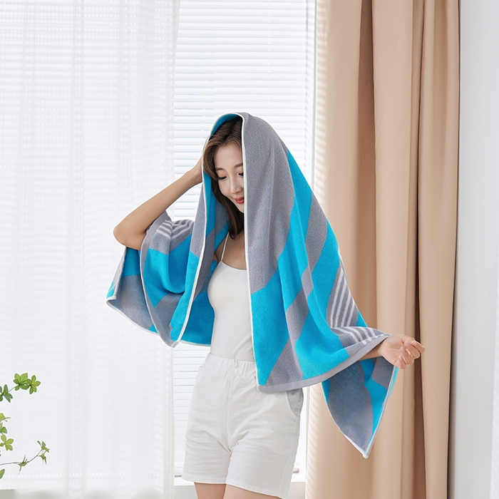 91家纺网 家纺一手货源 找家纺 朴尔家纺-毛巾被 2026新款纯棉32股运动风男士色织条纹笑脸加厚毛巾浴巾组合 浴巾-运动条纹系-蓝 浴巾70x140cm/条