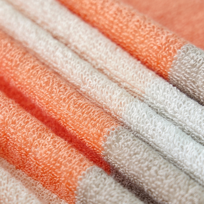 91家纺网 家纺一手货源 找家纺 朴尔家纺-毛巾被 2026新款纯棉32股运动风男士色织条纹笑脸加厚毛巾浴巾组合 毛巾-笑脸系-橘 浴巾70x140cm/条