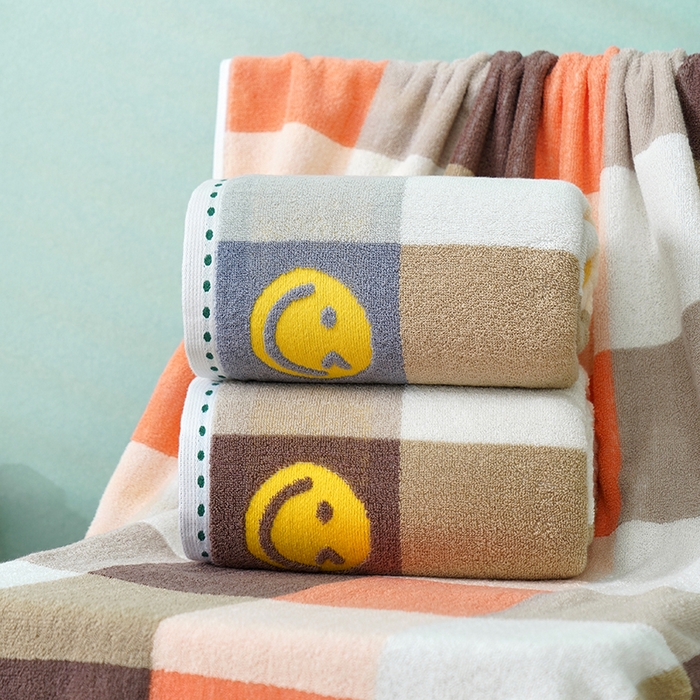 91家纺网 家纺一手货源 找家纺 朴尔家纺-毛巾被 2026新款纯棉32股运动风男士色织条纹笑脸加厚毛巾浴巾组合 组合图仅供展示 浴巾70x140cm/条