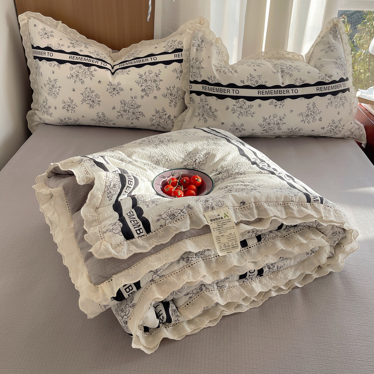 91家纺网 家纺一手货源 找家纺 （总）宝士康家纺 2026新款10A抗菌提花色织花边单夏被/夏被四件套/空调被