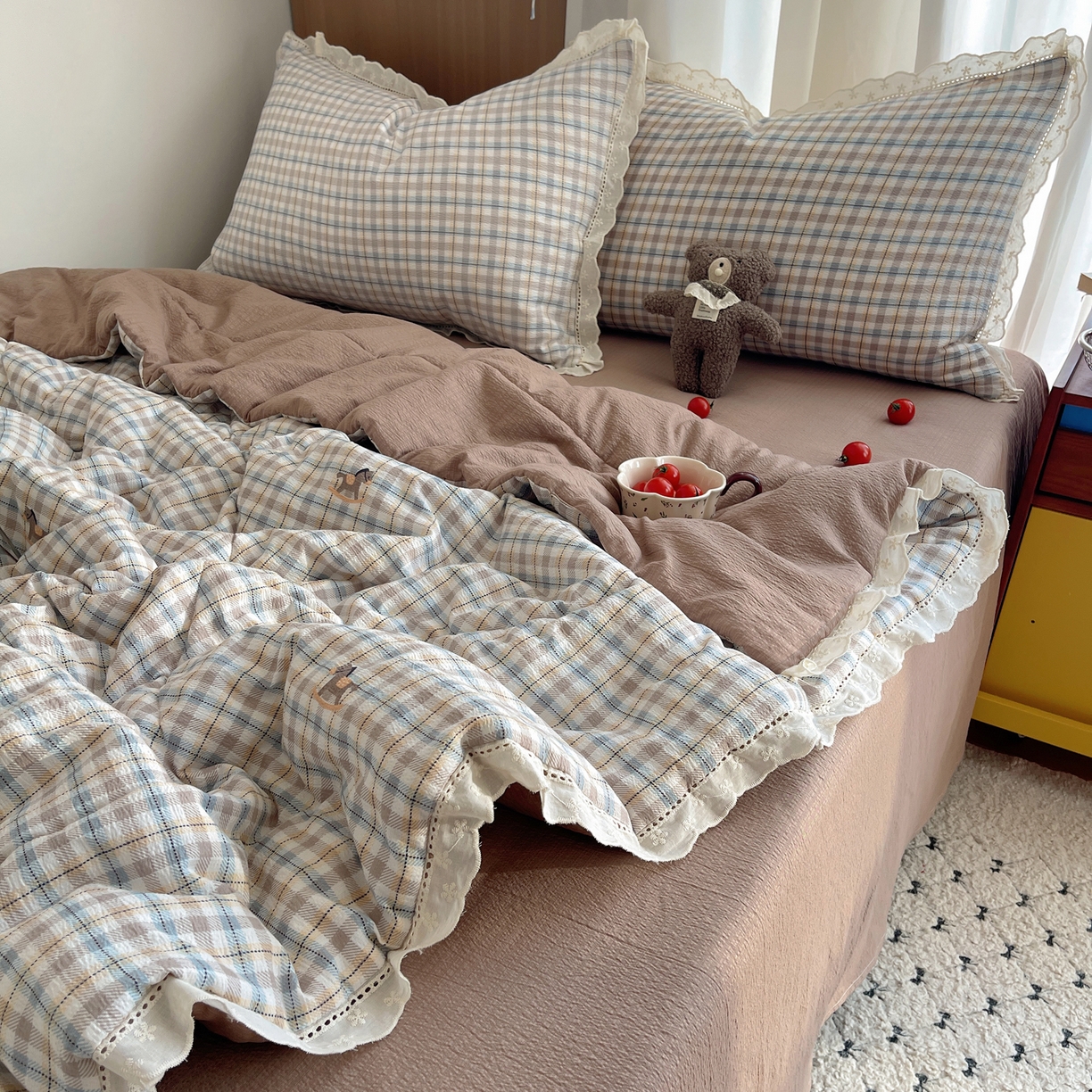 91家纺网 家纺一手货源 找家纺 宝士康家纺 2026新款10A抗菌提花色织花边单夏被/夏被四件套/空调被 雾格马